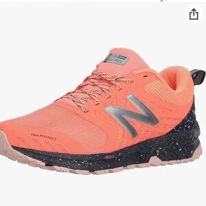 NIB New Balance Women's Coral Nitrel V1 Shoes sz 9.5/41